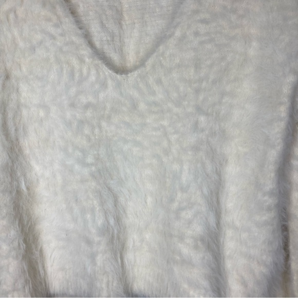 Free People Serendipity Faux Fur Sweater Medium Cream - Picture 7 of 16